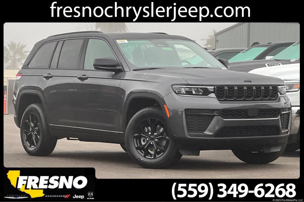 New 2026 Jeep Grand Cherokee Altitude