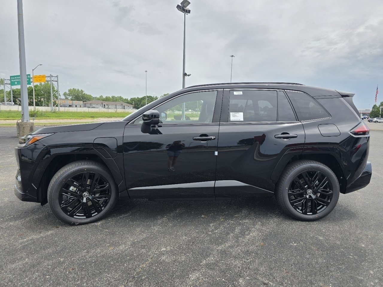 New 2026 Toyota RAV4 XSE AWD/4WD image 13