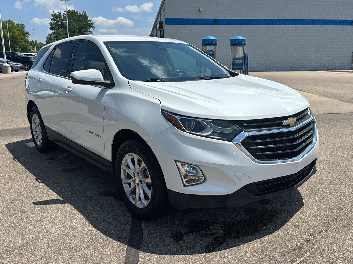 Used 2020 Chevrolet Equinox LT w/ Driver Convenience Package FWD image 7