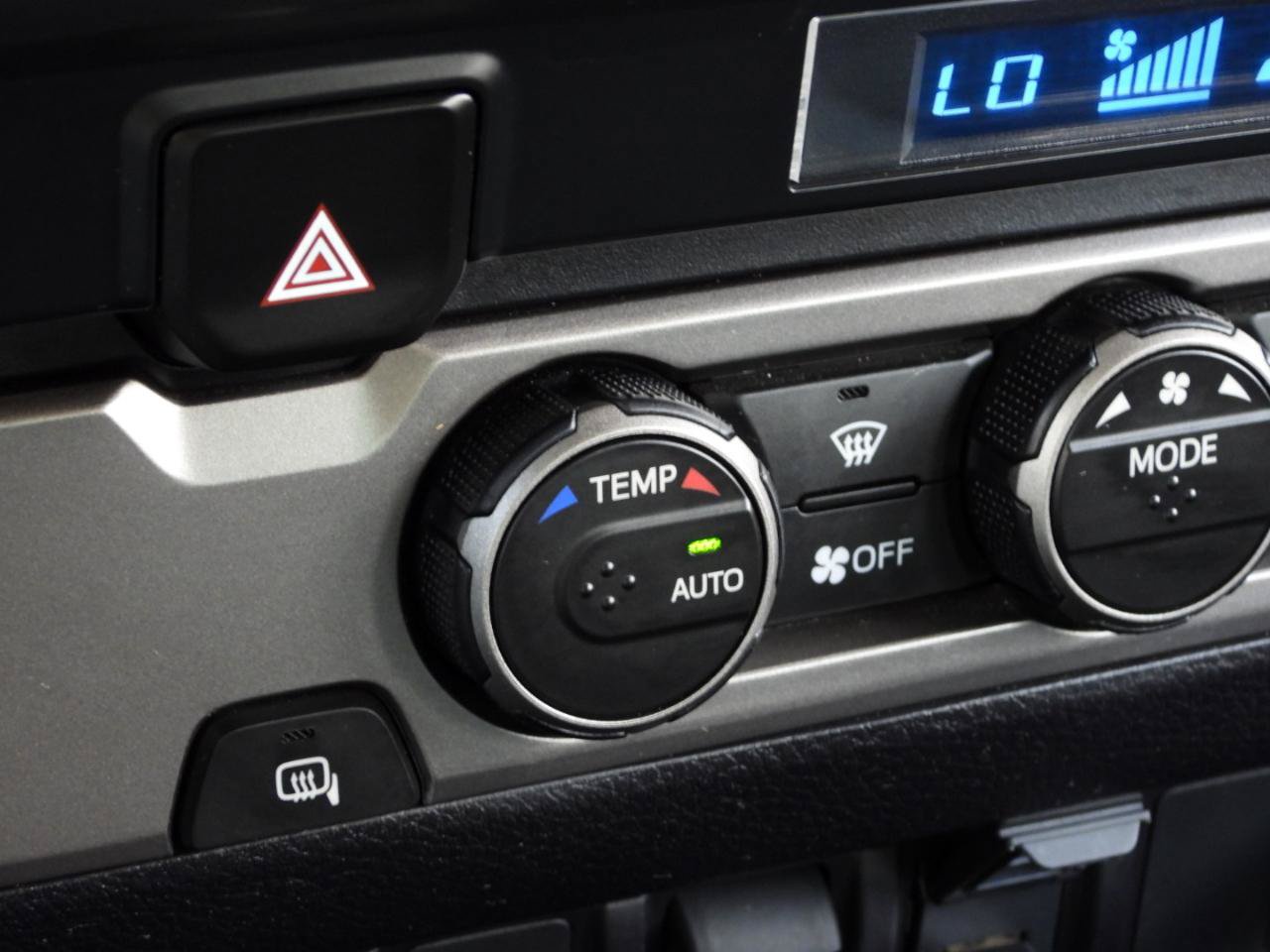 Used 2022 Toyota Tacoma SR5 RWD image 76
