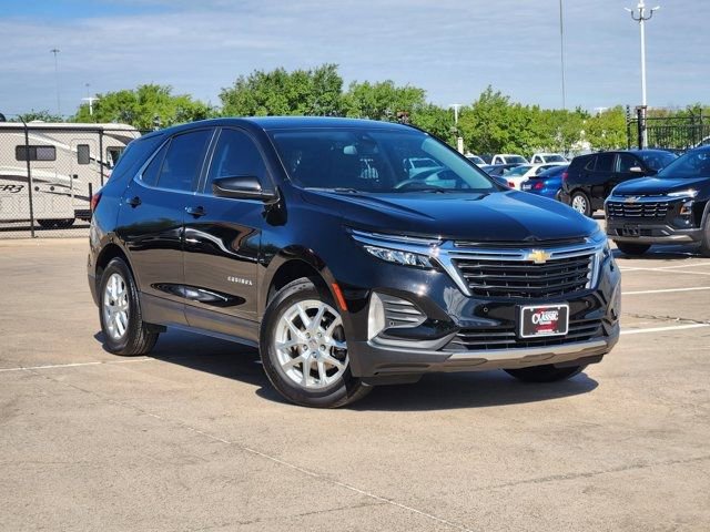Used 2024 Chevrolet Equinox LT image 2