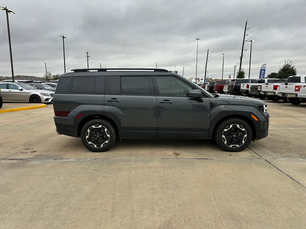 Used 2025 Hyundai Santa Fe SEL image 4