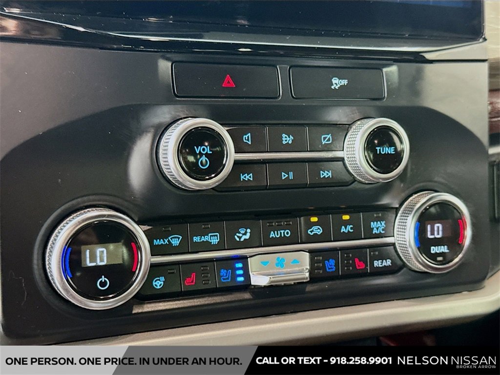 Used 2022 Ford Expedition Limited image 16