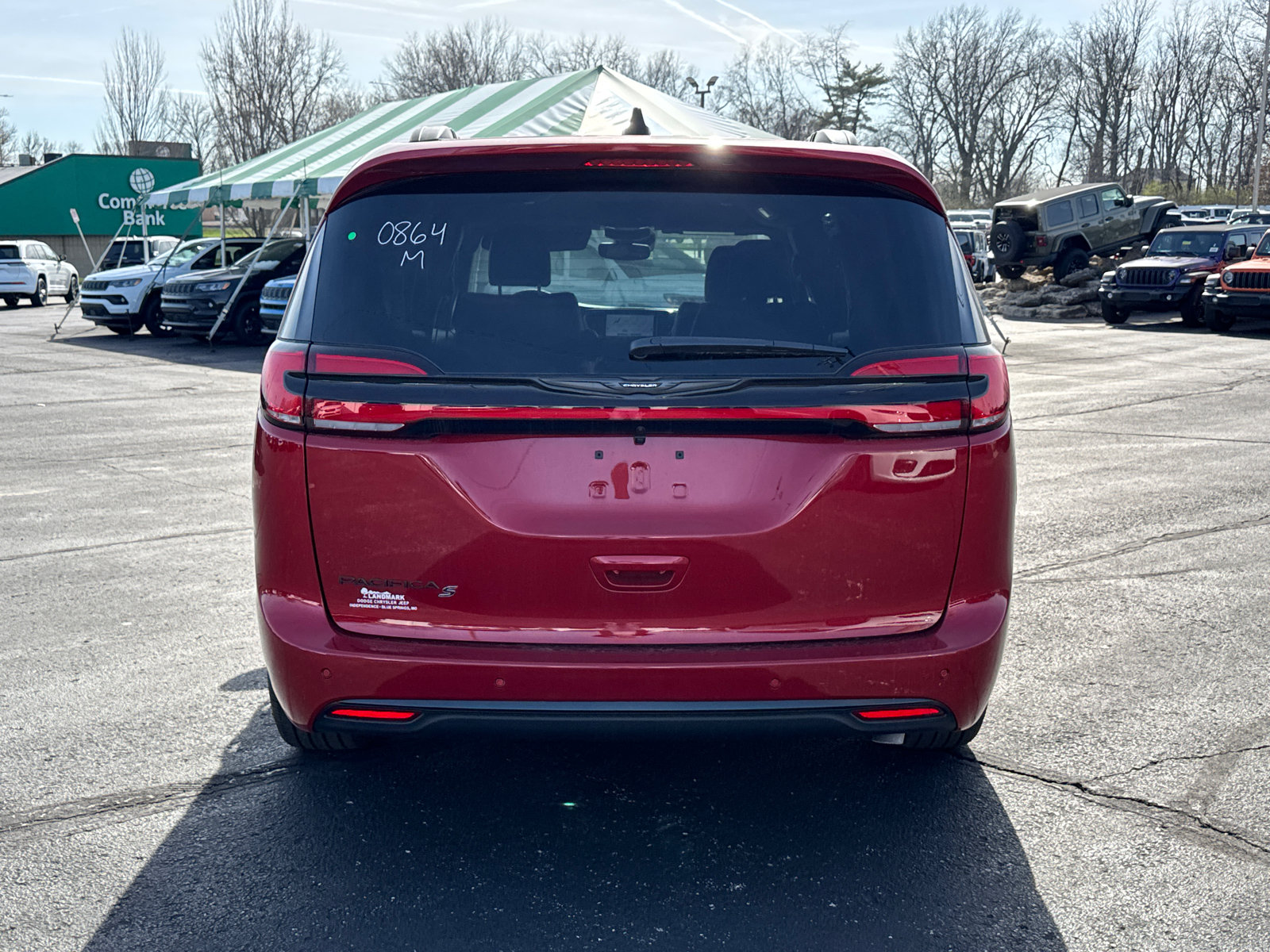 New 2026 Chrysler Pacifica Select w/ S Appearance Package FWD image 4