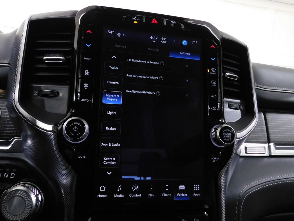 Used 2022 RAM 1500 Limited image 70