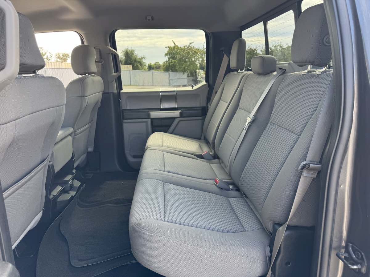 Used 2017 Ford F150 XLT w/ Equipment Group 302A Luxury AWD/4WD image 19