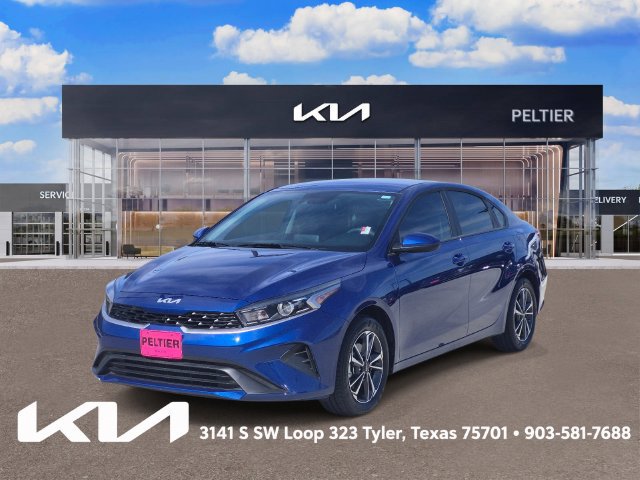 Certified 2024 Kia Forte LXS FWD image 3