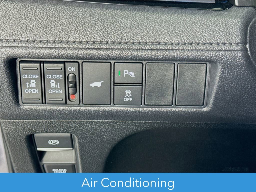 Certified 2026 Honda Odyssey Touring image 13