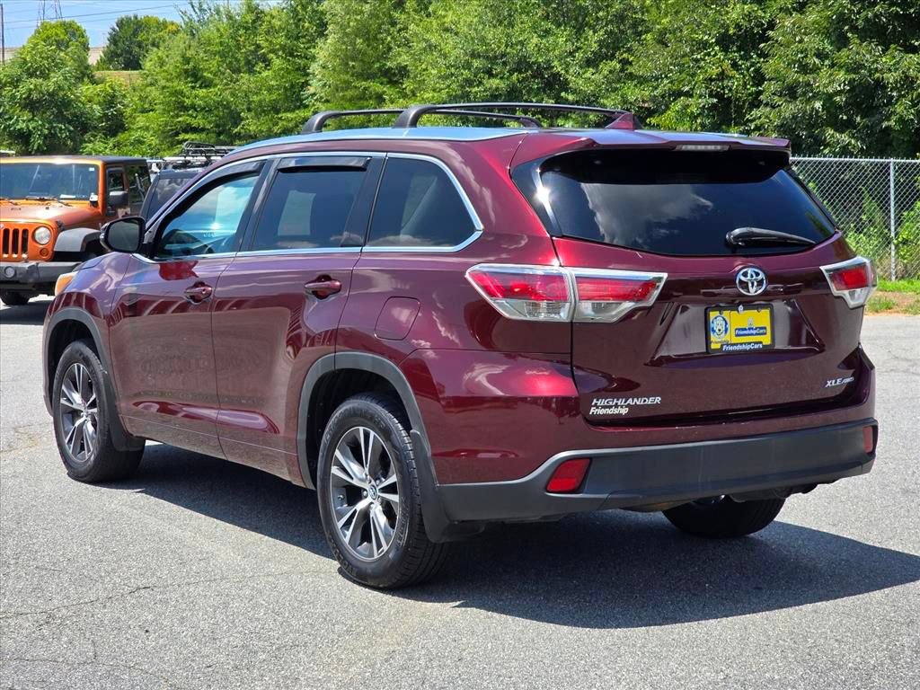 Used 2016 Toyota Highlander XLE AWD/4WD image 23