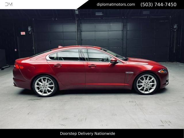Used 2013 Jaguar XF Supercharged RWD image 8