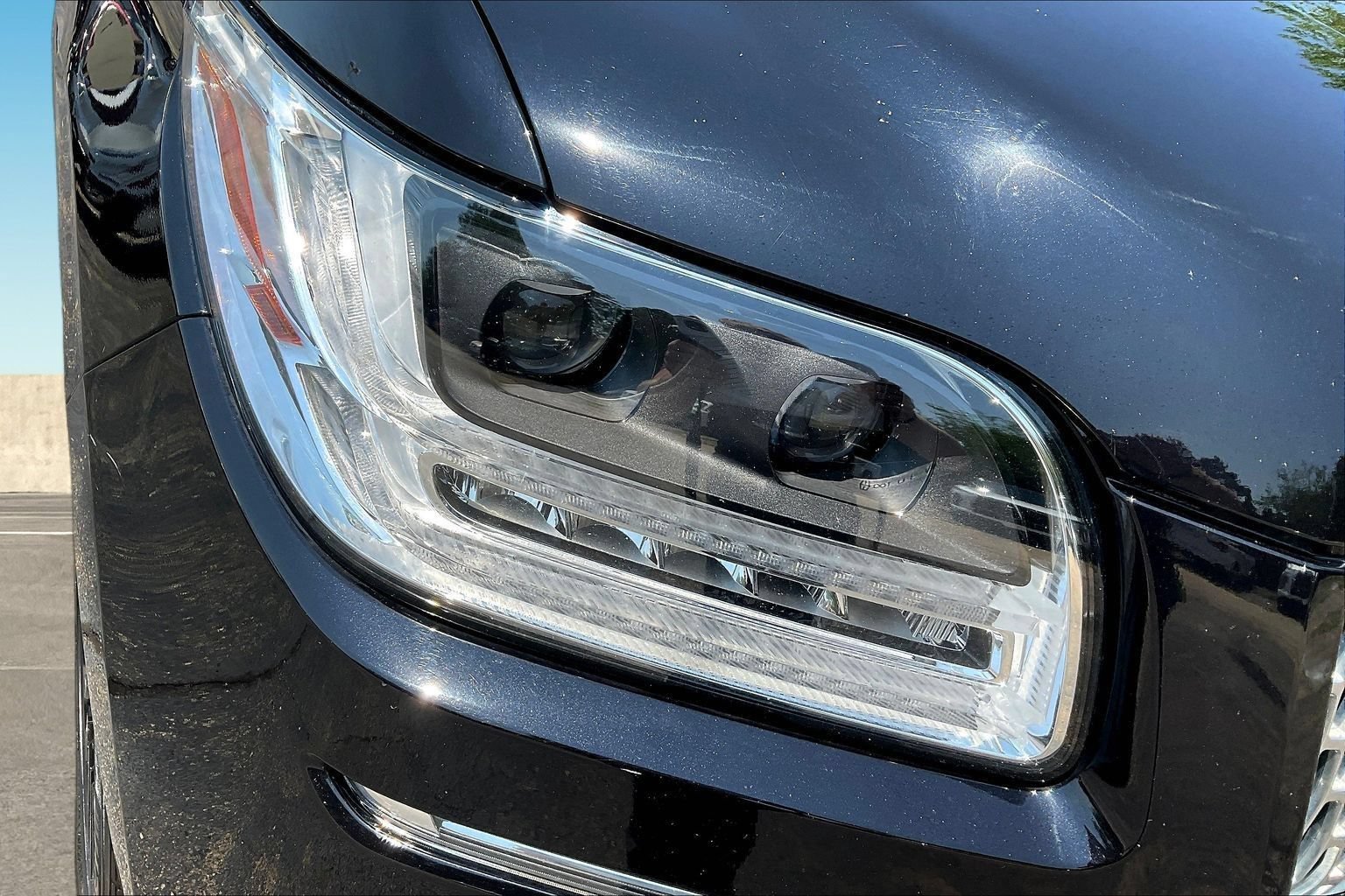 Used 2020 Lincoln Navigator Black Label w/ Cargo Convenience Package AWD/4WD image 31