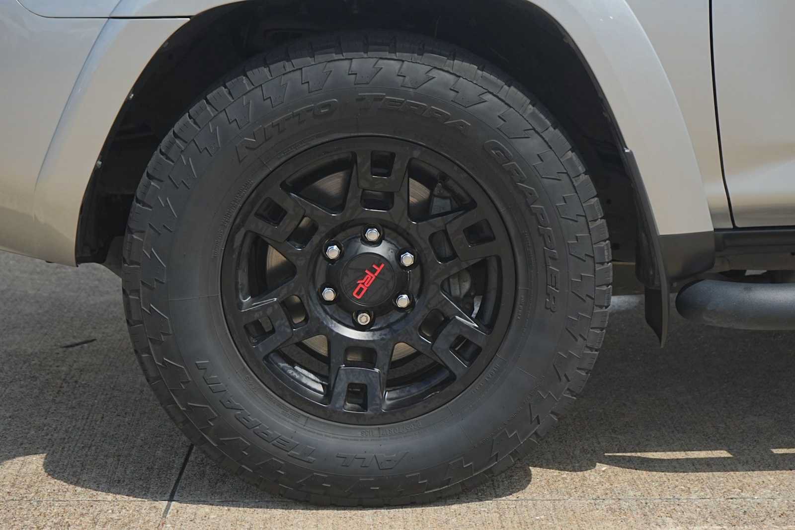 Used 2023 Toyota 4Runner SR5 Premium w/ Moonroof Package RWD image 7