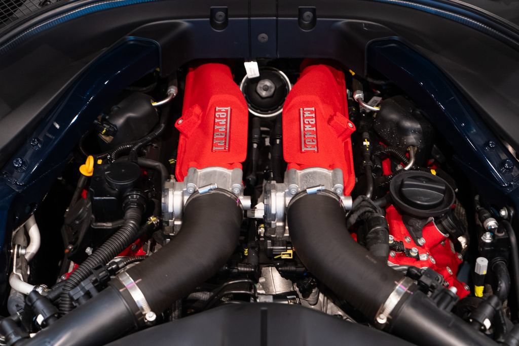 Certified 2024 Ferrari Roma Spider RWD image 13