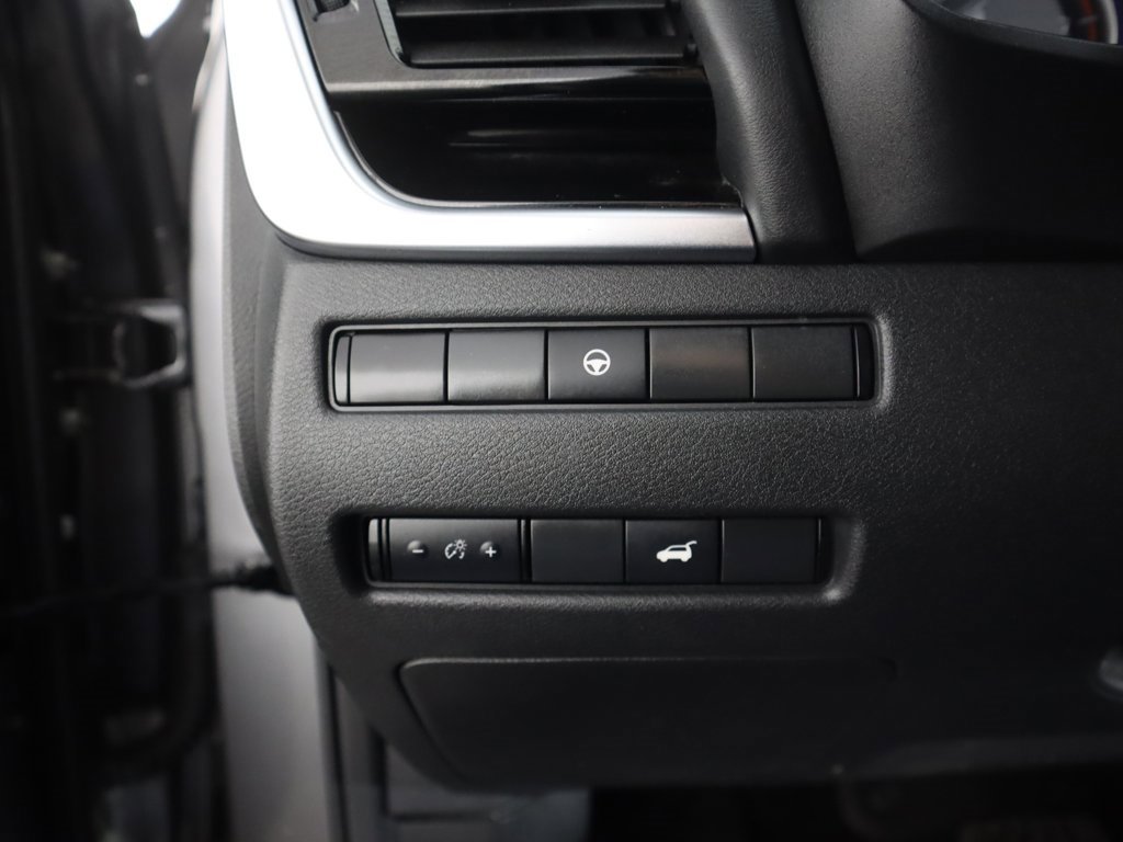 Used 2023 Nissan Rogue SL w/ SL Premium Package image 43