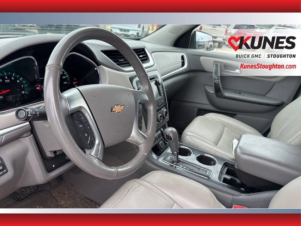 Used 2017 Chevrolet Traverse Premier image 4