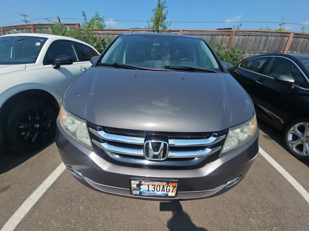 Used 2016 Honda Odyssey Touring image 2