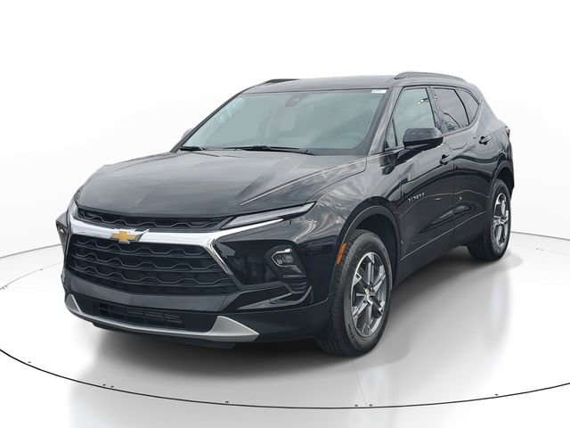 Certified 2024 Chevrolet Blazer LT w/ Convenience Package image 2