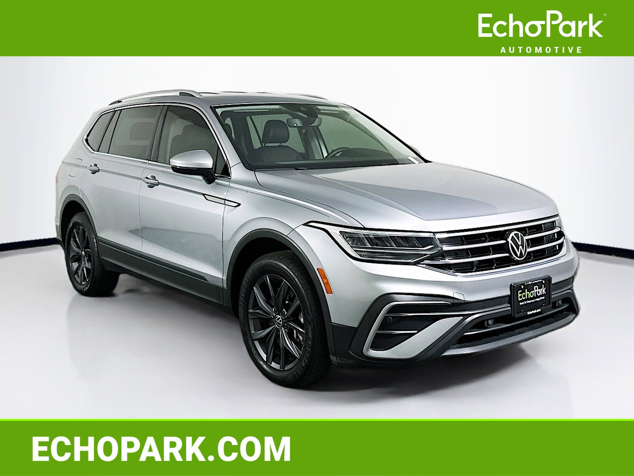 Used 2023 Volkswagen Tiguan SE
