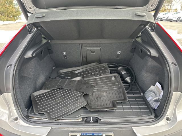 Certified 2023 Volvo C40 P8 Recharge Ultimate w/ Protection Package Premier image 34