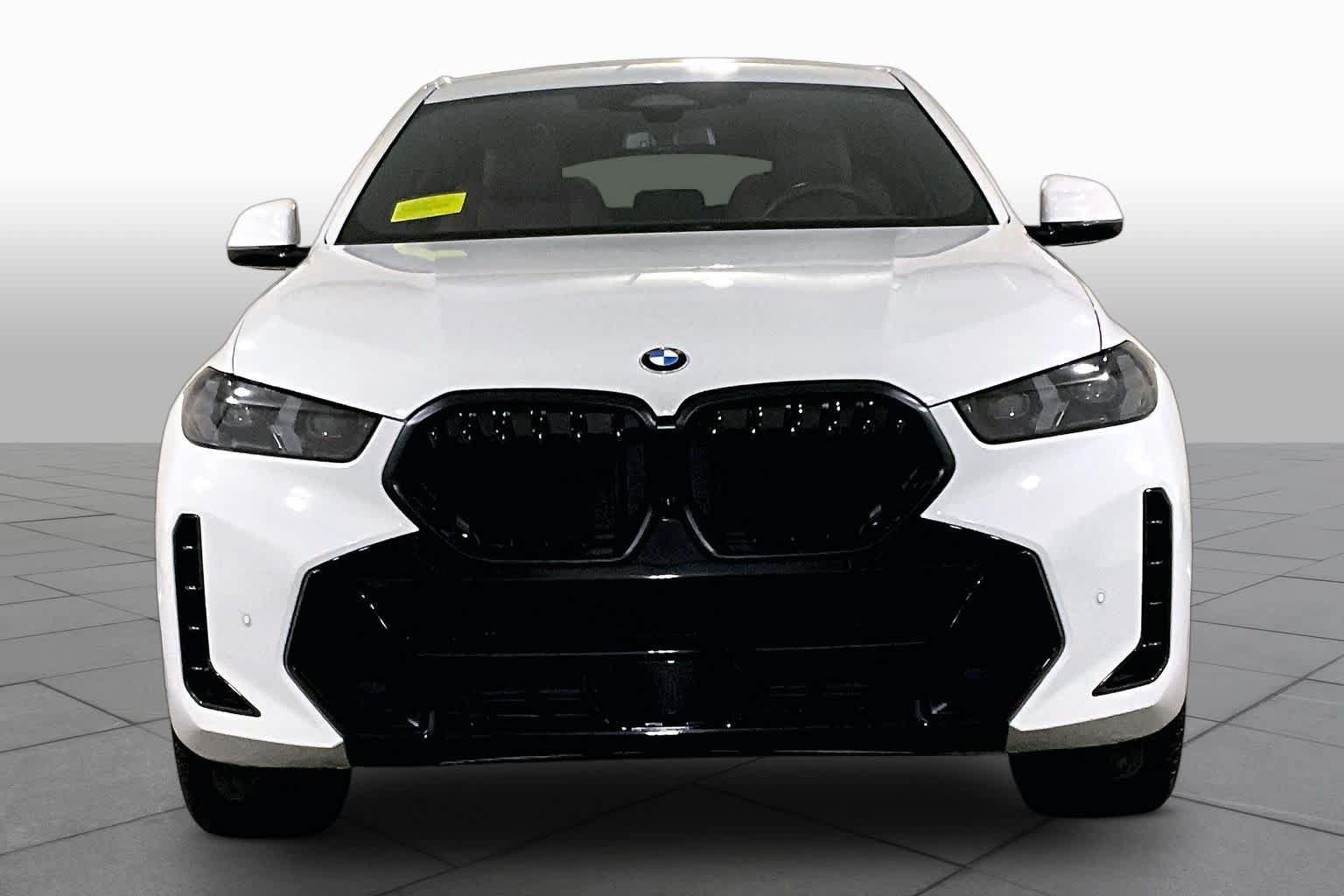Used 2024 BMW X6 xDrive40i w/ M Sport Professional Package AWD/4WD image 3