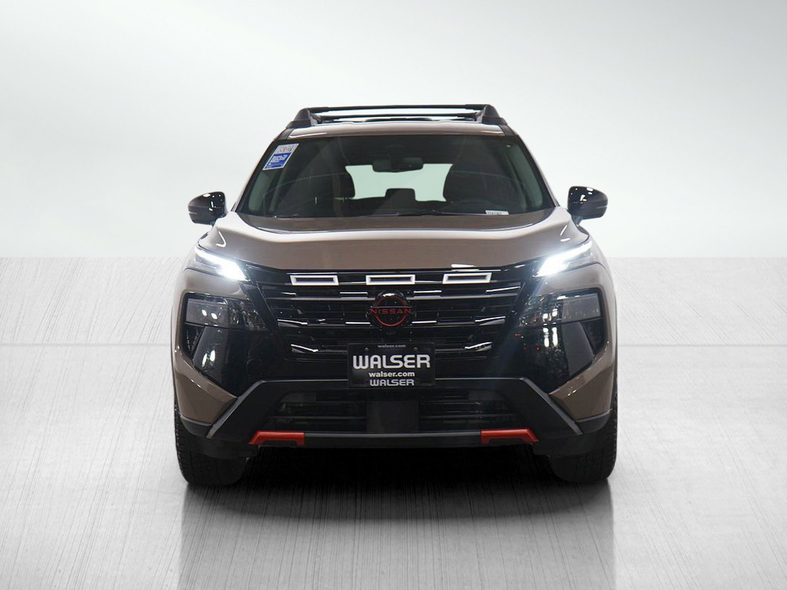 Used 2025 Nissan Rogue SV w/ Rock Creek Premium Package image 8