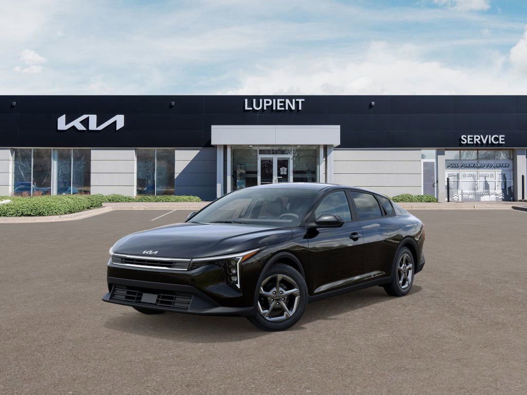 New 2026 Kia K4 LXS image 2
