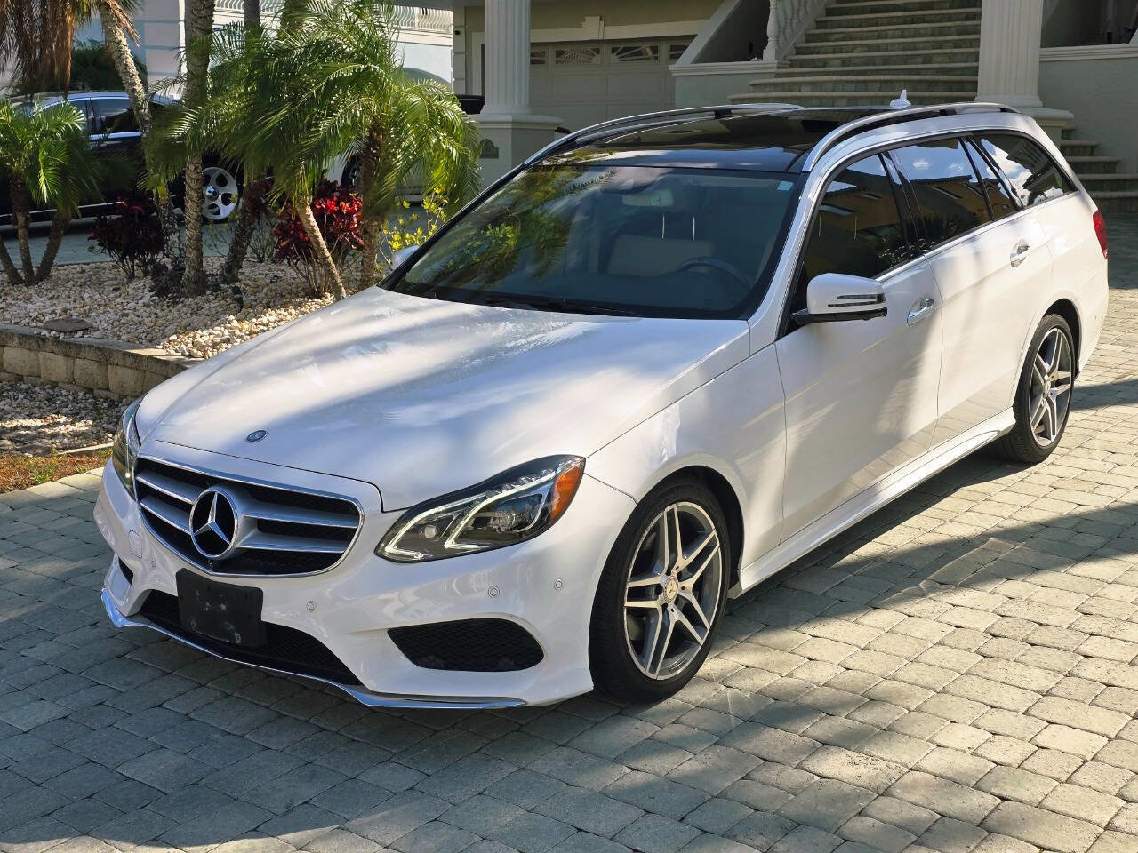 Used 2014 Mercedes-Benz E 350 4MATIC Wagon w/ Premium 1 Package image 30