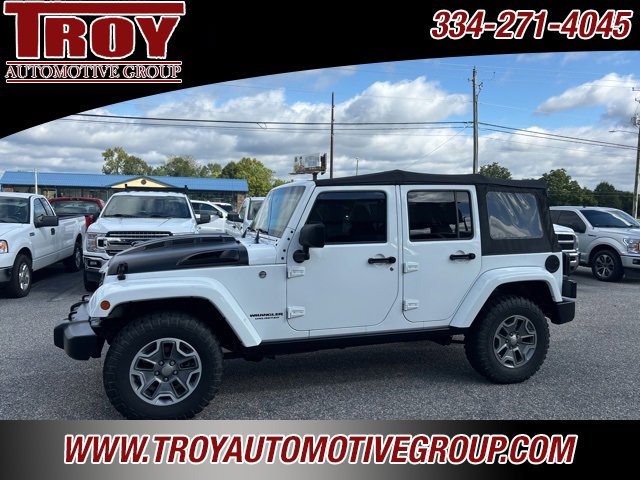Used 2017 Jeep Wrangler Unlimited Rubicon w/ Connectivity Group image 2