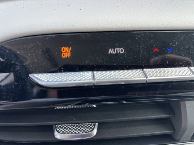 Used 2025 Buick Enclave Avenir image 32