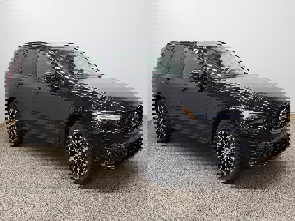 New 2025 Volvo XC60 B5 Plus w/ Protection Package Premier
