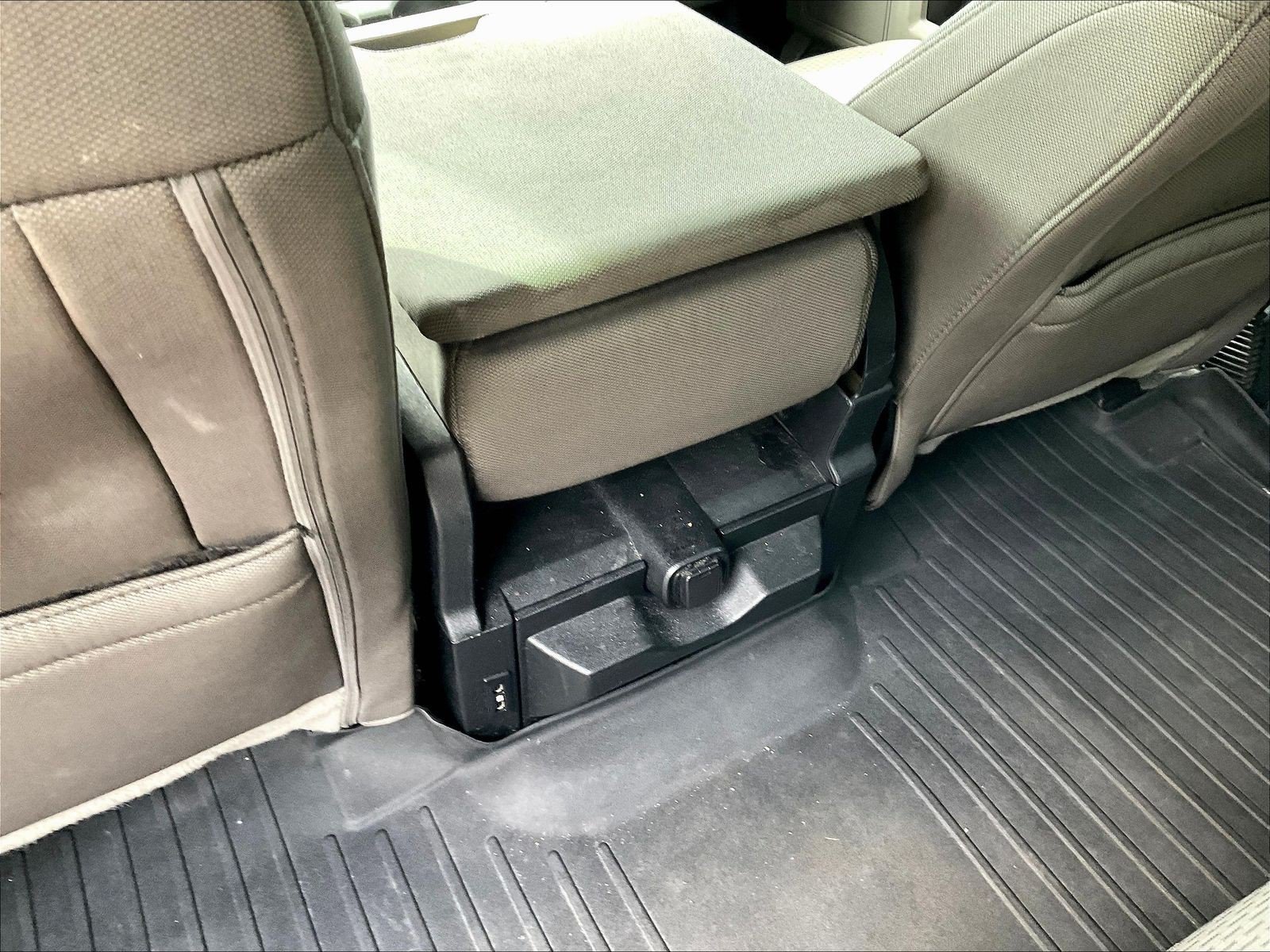 Used 2019 Ford F150 4x4 SuperCrew image 11