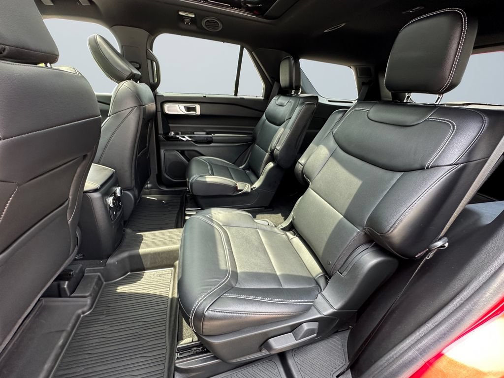 Used 2023 Ford Explorer ST w/ Equipment Group 401A AWD/4WD image 13
