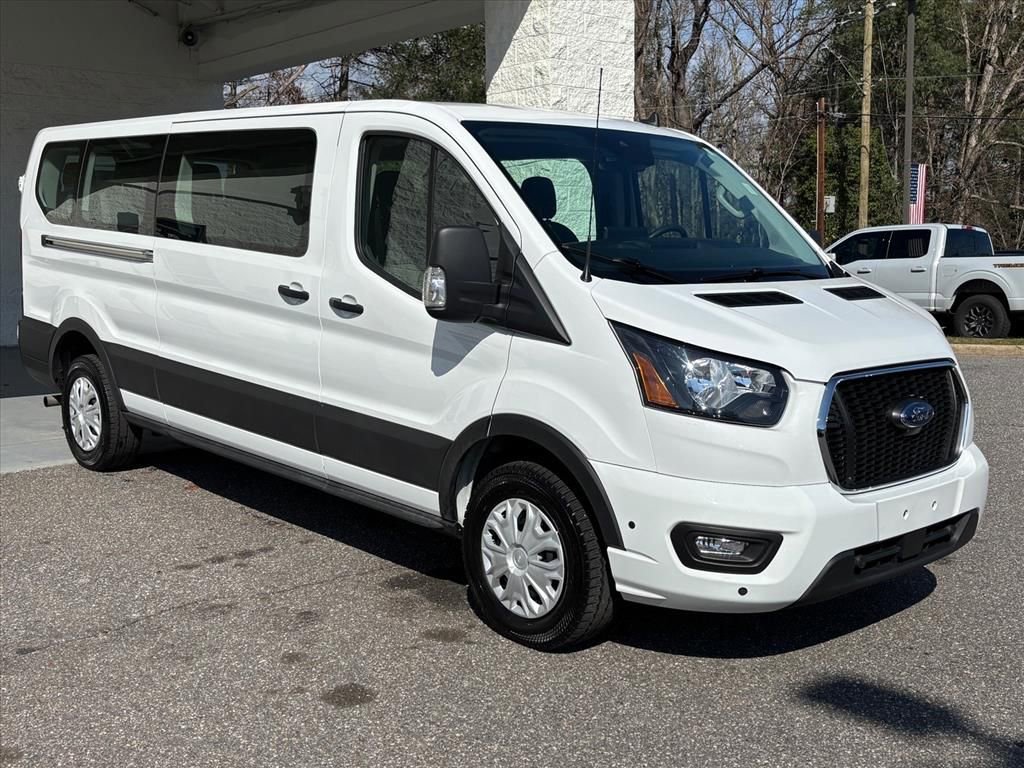 Used 2025 Ford Transit 350 XLT RWD image 21