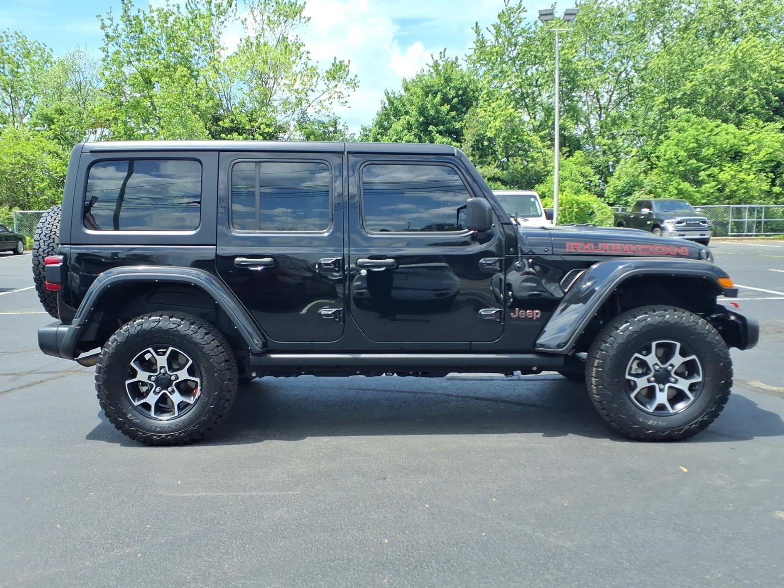 Certified 2022 Jeep Wrangler Unlimited Rubicon w/ LED Lighting Group AWD/4WD image 8