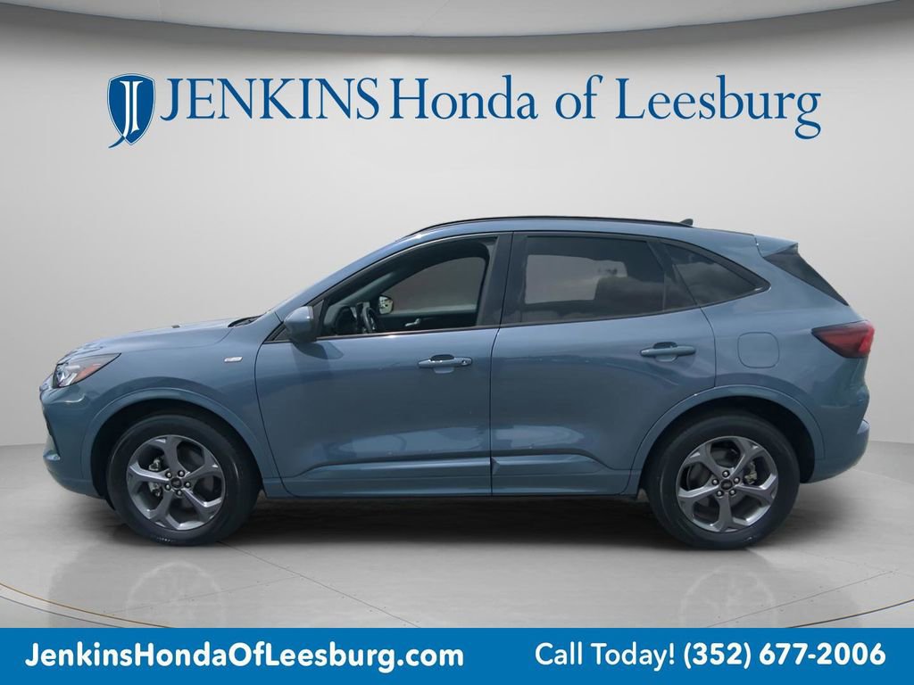 Used 2023 Ford Escape ST-Line Select w/ Tech Pack #2 AWD/4WD image 5