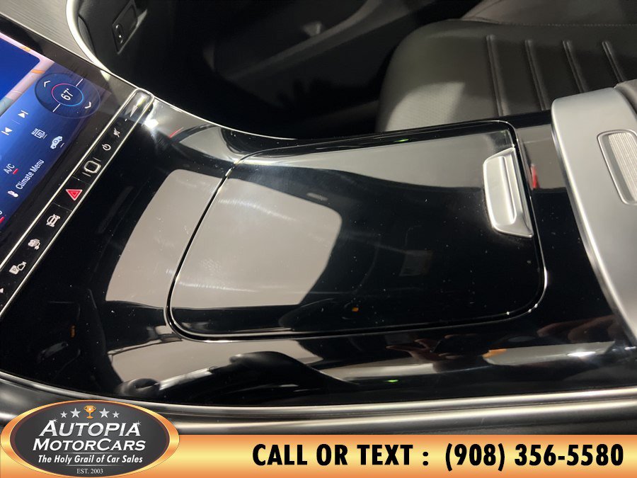 Used 2025 Mercedes-Benz GLC 350e 4MATIC w/ AMG Line image 39