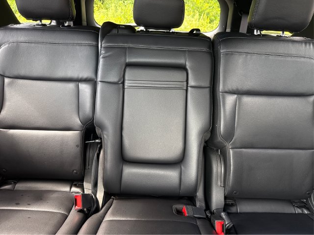 Certified 2020 Ford Explorer XLT w/ Equipment Group 202A AWD/4WD image 24