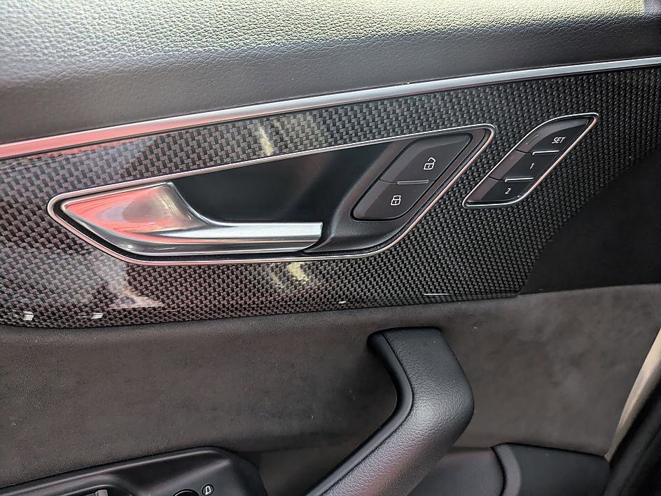 Used 2021 Audi SQ8 Premium Plus w/ SQ8 Black Optic Package image 15