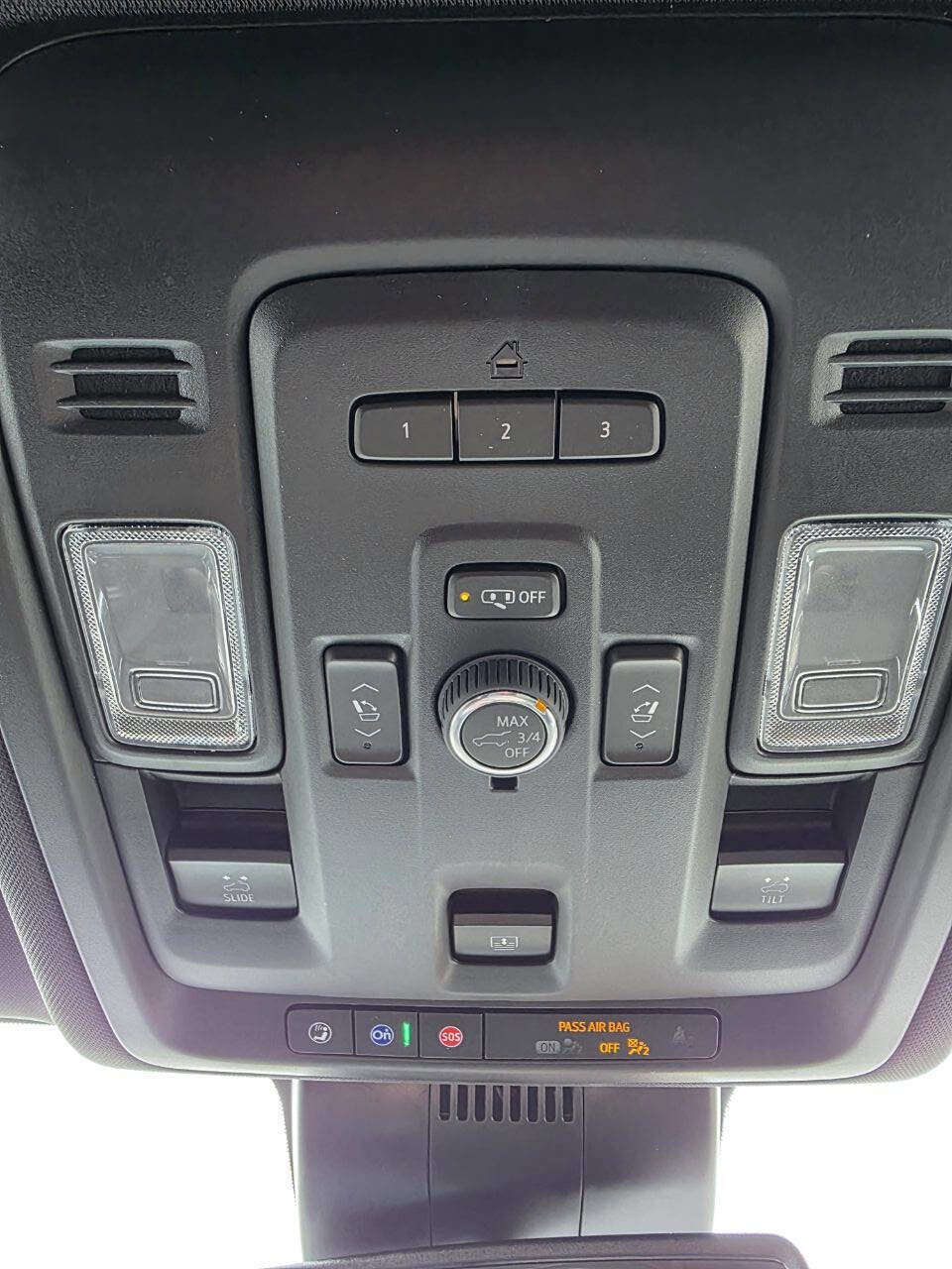 Used 2023 Chevrolet Suburban RST w/ Luxury Package AWD/4WD image 27