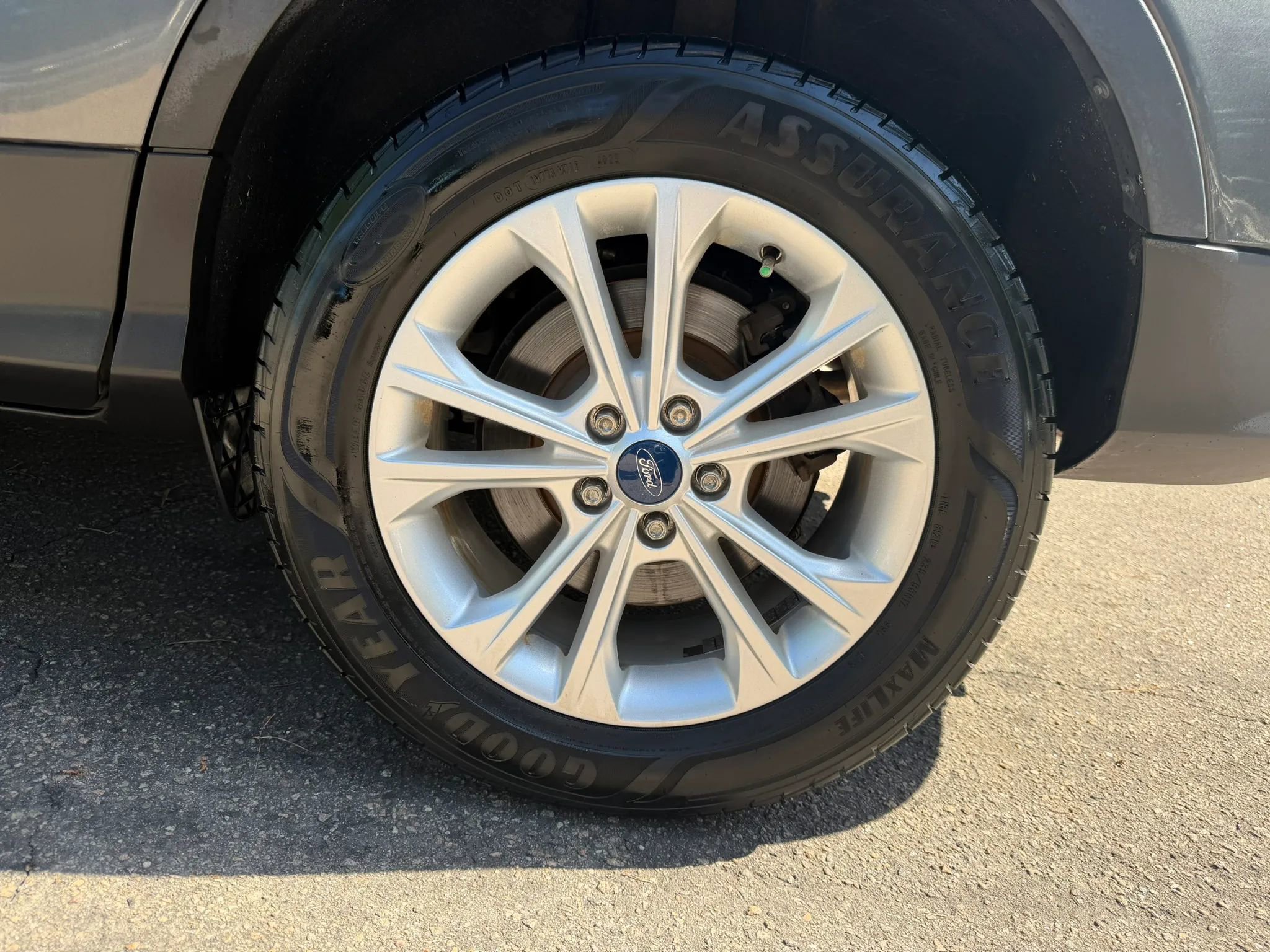 Used 2019 Ford Escape SE FWD image 32