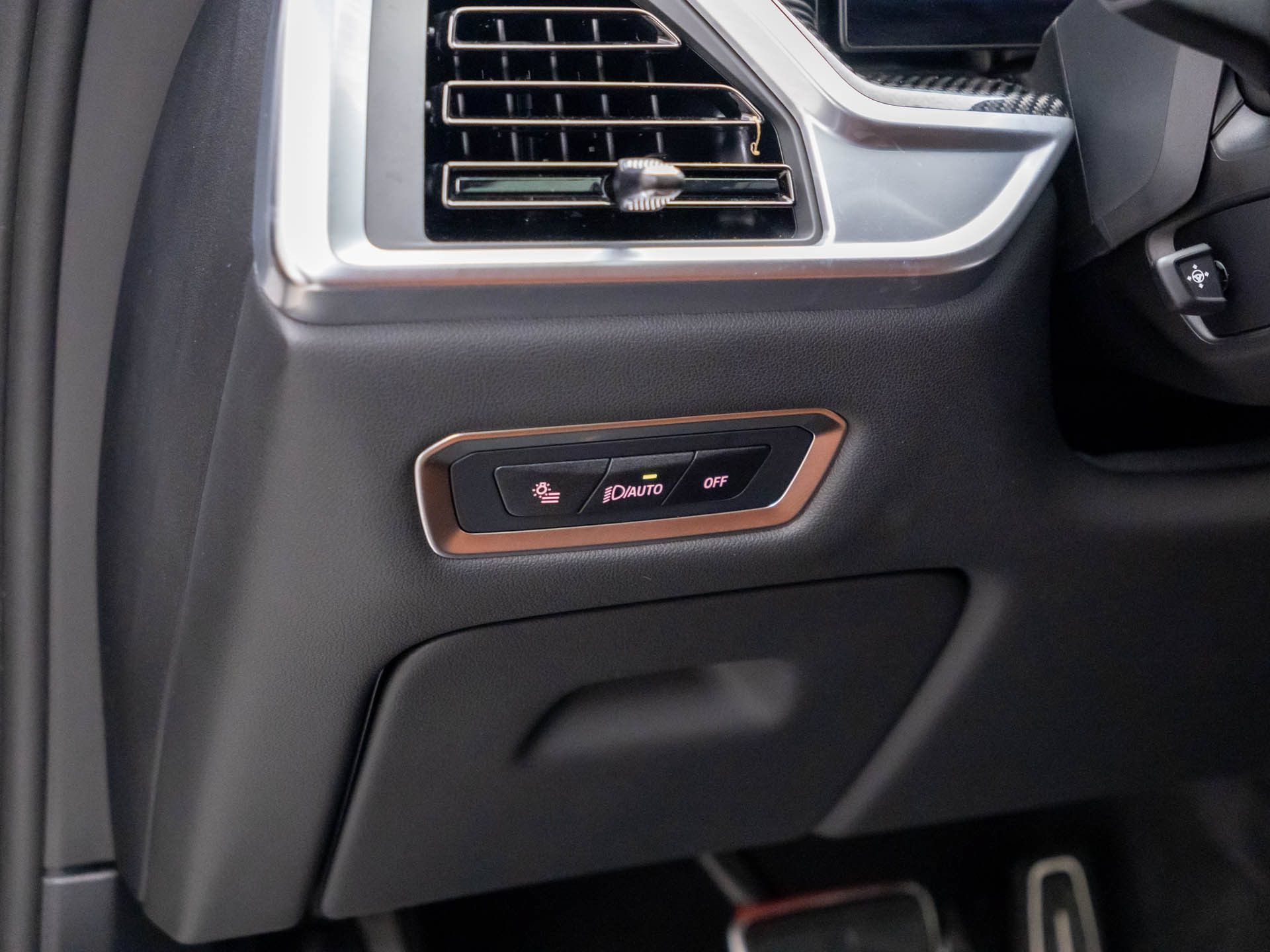 Certified 2026 BMW X7 M60i AWD/4WD image 21