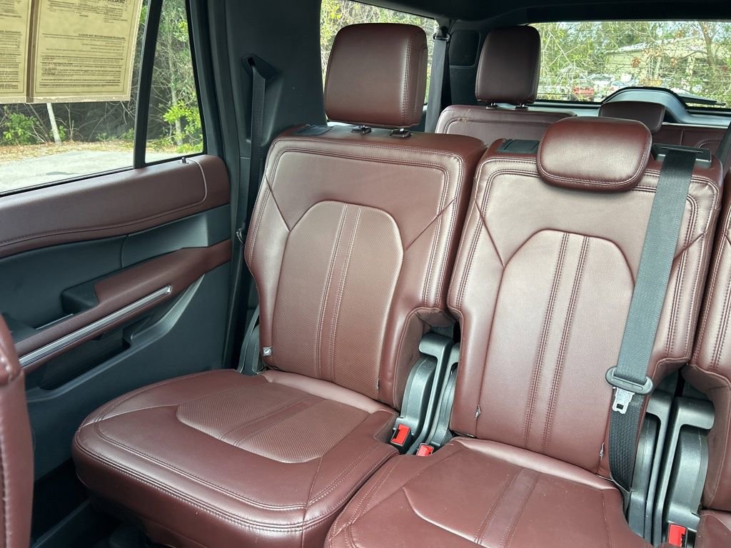 Used 2024 Ford Expedition Max Limited image 12