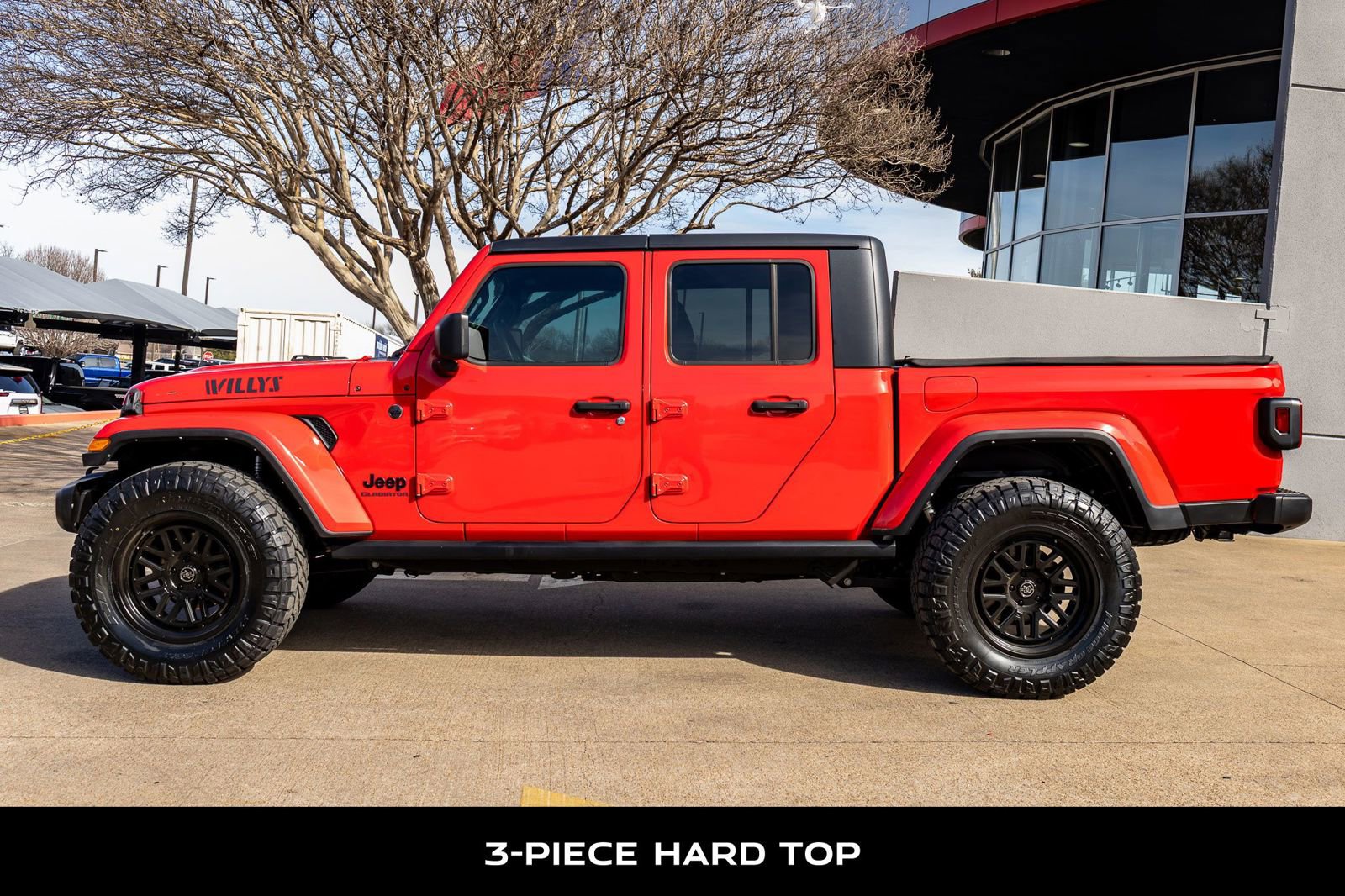 Used 2022 Jeep Gladiator Sport image 6