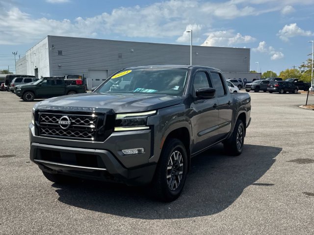 Used 2024 Nissan Frontier SL AWD/4WD image 9