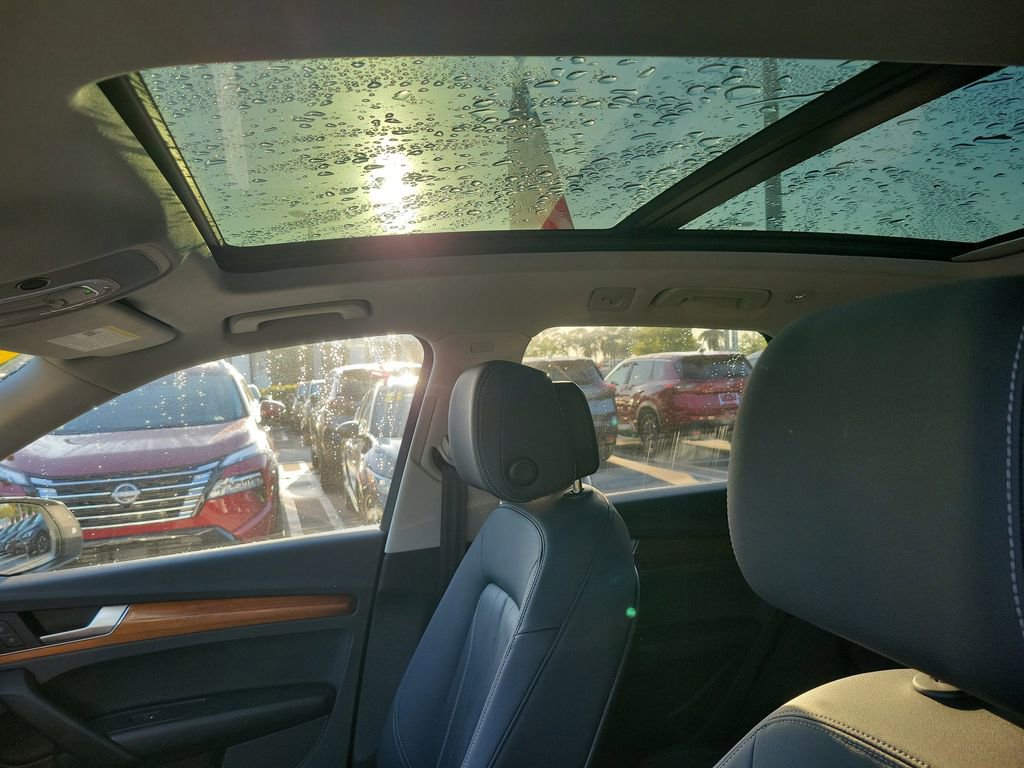 Used 2022 Audi Q5 2.0T Premium w/ Convenience Package image 15