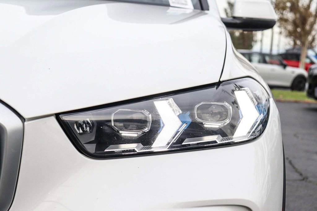 Used 2024 BMW X5 xDrive40i image 7