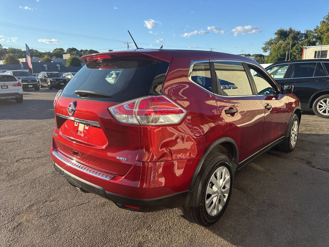 Used 2016 Nissan Rogue S image 6