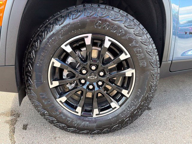 Certified 2026 Chevrolet Traverse Z71 w/ Enhanced Driving Package AWD/4WD image 9