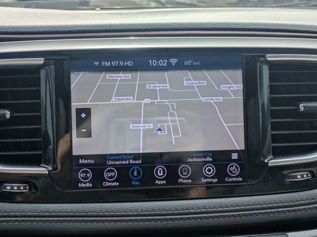 Used 2020 Chrysler Pacifica Limited FWD image 23