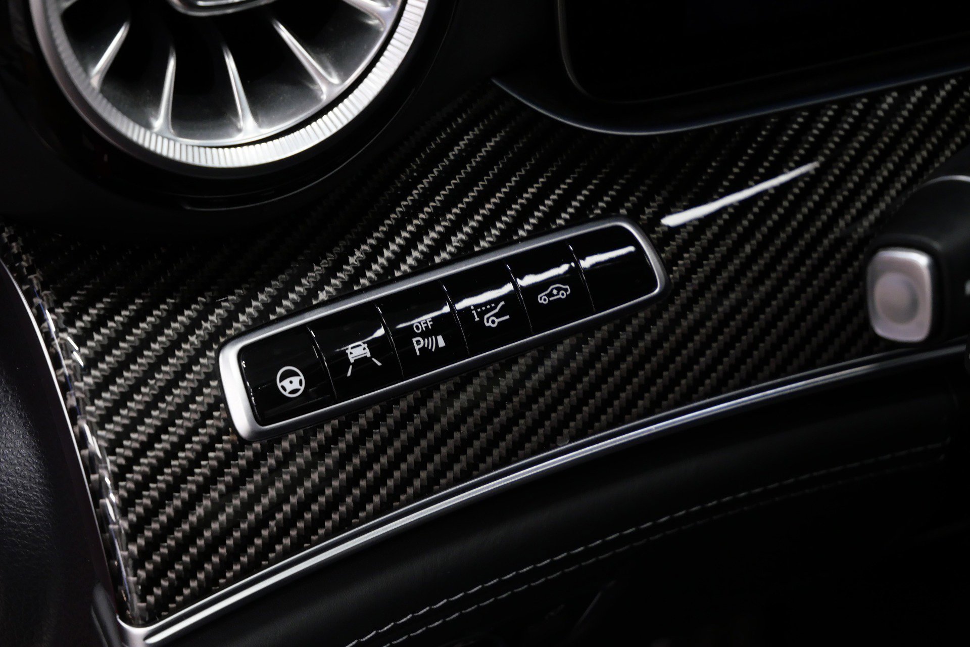 Used 2019 Mercedes-Benz AMG GT 63 image 30